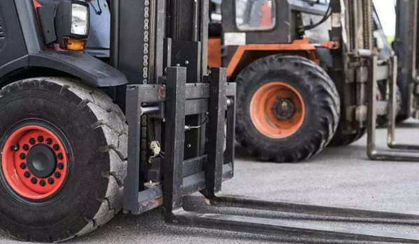叉车易损件的更换必要性与打算保养周期（附详表）