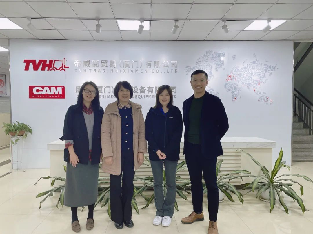 工程机械工业协会工业车辆分会秘书长一行到访 凯时AG 帝威衡